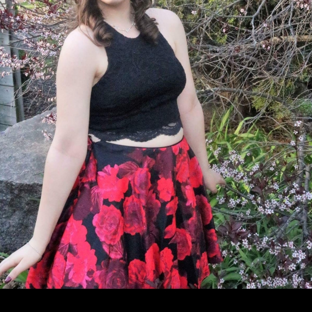 size 7 (ignore below) two-piece dress